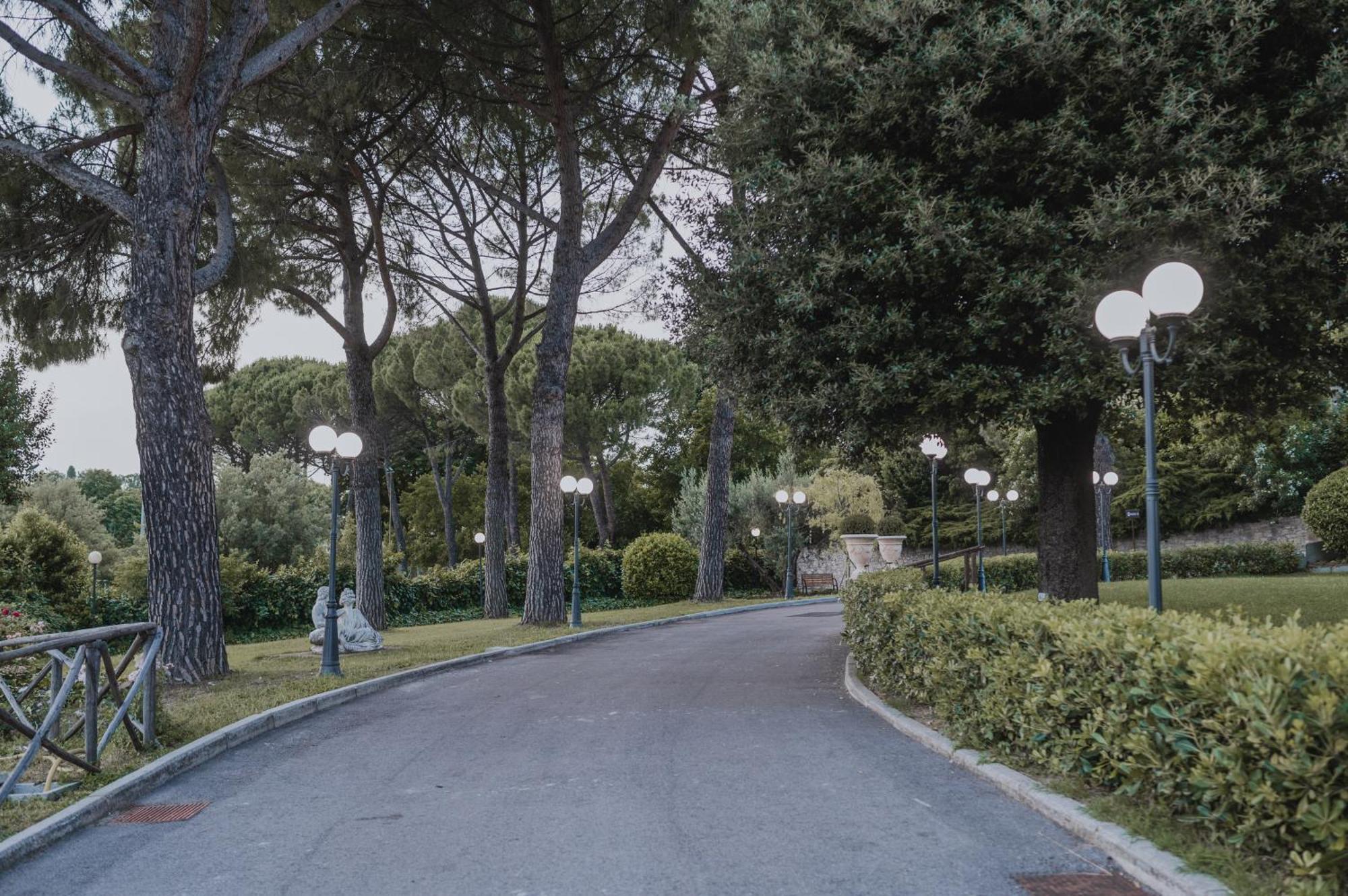 Hotel Bramante Todi Luaran gambar